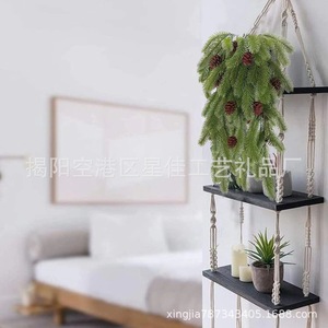 Guirlande artificielle en plastique de 72 cm de long, imitation pin de Noël, pour décoration intérieure, à suspendre au mur - Product Image 4