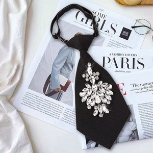 Corbata de diamantes de imitación negros para mujer, diseño floral, sin nudos, accesorio 3D para camisas blancas, moda para adultos - Product Image 1