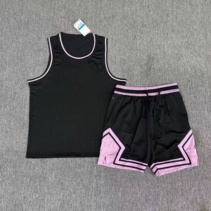 Ensemble de sport décontracté pour l'entraînement de basketball : Nouveaux shorts et débardeur en mesh de style américain, séchage rapide, maillot de basketball en gros - Product Image 2