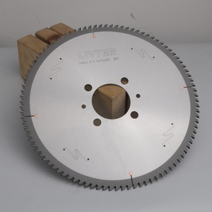 Hoja de sierra personalizada LIVTER para corte de aglomerado y MDF con hojas de sierra PCD de grado industrial - Product Image 5