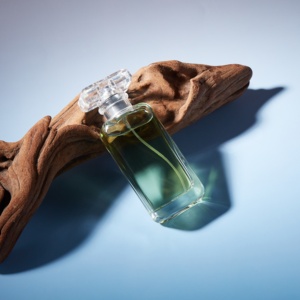 Nuovo stile 30ml 50ml 100ml opaco chiaro e blu di forma quadrata olio <span class=keywords><strong>profumo</strong></span> di vetro bottiglia più venduta per il <span class=keywords><strong>profumo</strong></span> - Product Image 4