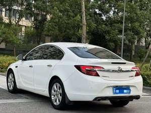 2015 Buick Regal 2.0L Elite Fashion Edition 2WD Berline intermédiaire 4 portes 5 passagers Titre propre pour l'exportation - Product Image 5