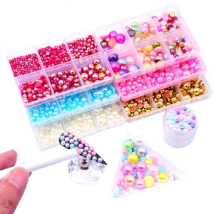 ชุดไข่มุกครึ่งวงกลม 6 ช่อง/แพ็ค ขนาดผสม สำหรับตกแต่งเล็บหรืองานศิลปะ - Product Image 4