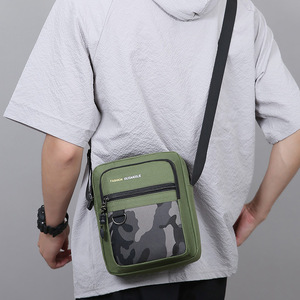 Sac bandoulière homme Fashion X en nylon camouflage grande capacité pour tenues quotidiennes Automne 2025 - Product Image 4