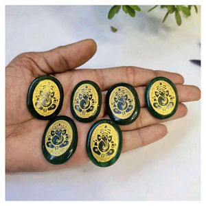 เหรียญพระพิฆเนศหยกสีเขียวทองสวยงาม คริสตัลธรรมชาติ ของขวัญแห่งความรัก คริสตัลเลเซอร์ขายส่ง งานฝีมือคริสตัล - Product Image 1