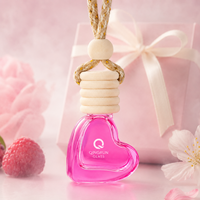 Diffuseur d'arômes pour voiture en verre transparent en forme de cœur élégant, pendentif, désodorisant pour voiture, cadeau romantique