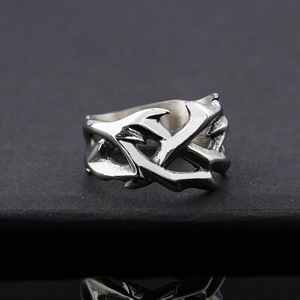 yunnique Men's <b>Titanium</b> Steel <b>Ring</b> Silver Flower Geometric Hollow Design Everyday Wear - Product Image 2