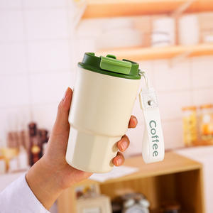 كوب قهوة حراري معزول بتفريغ الهواء من الفولاذ المقاوم للصدأ 316 بتصميم مخصص حسب العلامة التجارية، وصل حديثًا لعام 2025 الأكثر مبيعًا، زجاجة مياه مثلجة وكوب حليب محمول - Product Image 5