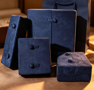 Customizable Square Shape Velvet Luxury Jewelry <b>Gift</b> <b>Box</b> with Buckle Closure for Valentine's Day - Product Image 6