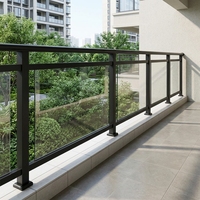Modernes Glas-Balkongeländer Aluminiumrahmen-Balustrade Klares Paneel-Handlauf für Außentreppen und Terrassen