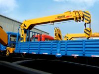 Vente en gros personnalisé élévateur latéral 37 tonnes 4m MQG37A chargeur latéral de conteneur pour conteneur de 20 pieds 40 pieds avec châssis 8*4 à vendre