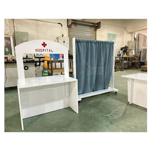 Vente en gros de table et tabouret dentaires classiques, équipement de terrain de jeu intérieur en bois pour jeu de rôle, meubles de maison d'imitation - Product Image 4