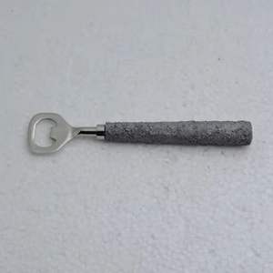 Fabricante personalizado logotipo y material de resina de madera etiqueta de metal abridor de botellas de cerveza abridor de botellas de acero inoxidable - Product Image 3