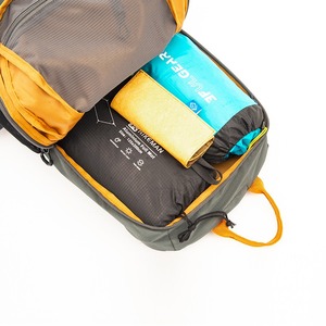 Mochila de Senderismo Multifuncional Ligera Gris para Exteriores, Mochila de Viaje Minimalista y Cómoda, Mochila de Trekking Unisex - Product Image 3