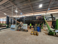 Máquina de fabricación de biocarbón de cáscara de arroz rotativa de trabajo 24H Horno de carbonización de carbón de madera continuo Planta de torrefacción de aserrín