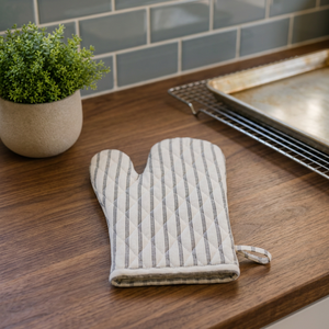 Premium Linen Quilted Oven <b>Mitten</b> with Geometric Stripe Pattern – Heat Resistant Kitchen <b>Glove</b> for Cooking & Baking - Product Image 2