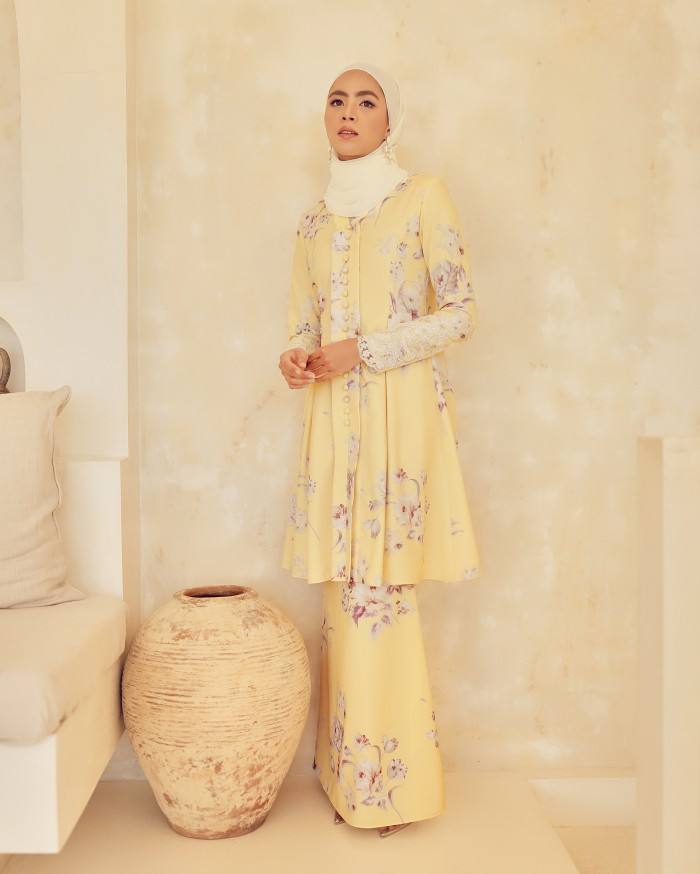 สีที่กำหนดเอง