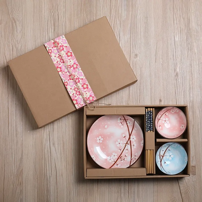 Piatti di ceramica popolari a 4.5 pollici delle ciotole con gli accessori della cucina delle ciotole di insalata rosa blu della porcellana giapponese del contenitore di regalo