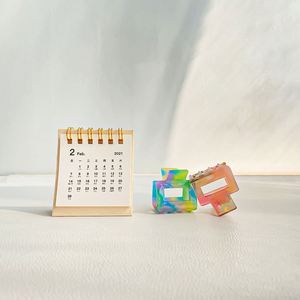 กิ๊บติดผมสีแดงแบบลำลองผลิตจากเซลลูโลสอะซิเตท5ซม. เป็นมิตรกับสิ่งแวดล้อม - Product Image 4