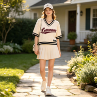 Débardeur décontracté rayé à manches courtes en maille douce pour femme, col en V, impression de logo personnalisé, mélange de coton, haut de sport, vente en gros (ODM)