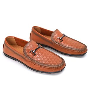 รองเท้าโลฟเฟอร์แบบสวมสำหรับผู้ชาย คุณภาพสูง น้ำหนักเบา แฟชั่นหรูหรา สไตล์ลำลอง เหมาะสำหรับใส่กลางแจ้ง หนังแท้สไตล์เรโทร สำหรับฤดูใบไม้ผลิ - Product Image 6