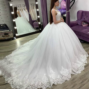 Vestido de Novia de Gala 2025 Hombros Descubiertos y Escote en V Profundo Silueta Sirena Sexy Espalda con Cordones y Cola <span class=keywords><strong>Real</strong></span> de <span class=keywords><strong>Capilla</strong></span> para Novias - Product Image 4