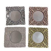 Plaques de charge miroir carrées Plaques de charge pour décoration de fête et de mariage Plaques de charge en plastique doré de 31cm