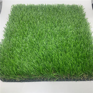 Tapis de jardin vert décoratif bon marché, gazon artificiel pour la décoration d'événements de mariage - Product Image 2