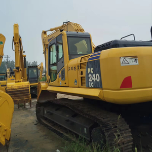 Pelleteuse d'occasion sur chenilles PC240LC Komatsu PC240LC d'origine japonaise en excellent état - Product Image 1