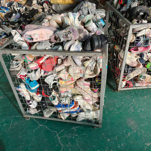 Fornitori all'Ingrosso di Articoli Usati, Scarpe di Marca per Uomo, Scarpe Sportive di Seconda Mano in Stock - Product Image 4