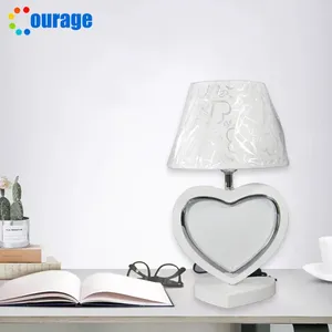 Can đảm tùy chỉnh sang trọng trang trí nội thất cạnh giường ngủ bàn ánh sáng đèn với logo thăng hoa trống hình trái tim Bảng khung ảnh đêm đèn - Product Image 2