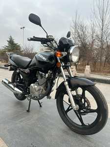 Suzuki EN125 d'occasion, 125cc, refroidissement par air, monocylindre, faible vibration, moto <span class=keywords><strong>de</strong></span> rue à essence usagée - Product Image 3