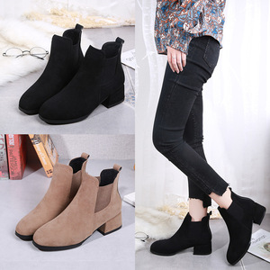 Cheville chaussures mode style britannique fond épais bottes décontractées pour femmes 2022 conception couleur unie nouveau hiver <span class=keywords><strong>pas</strong></span> <span class=keywords><strong>cher</strong></span> <span class=keywords><strong>chelsea</strong></span> bottes - Product Image 2