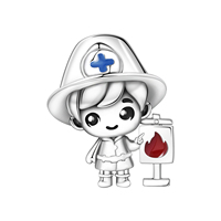 Pendentif Breloque en Alliage de Cuivre Plaqué Argent, Casque de Pompier 3D de Dessin Animé, Flamme Émaillée Rouge, Zircon, Unisexe, pour Enfants, Femmes et Hommes