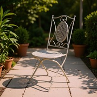 Chaise pliante d'extérieur en fer forgé de style européen, chaise longue de patio et de balcon, ensemble table et chaises de jardin vintage vieilli