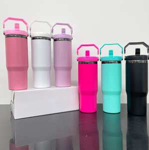 Custom logo 30oz <b>Flip</b> Straw Outdoor Water <b>Bottle</b> Mirror Black Plated <b>with</b> <b>Top</b> Handle for Laser Engraving - Product Image 4