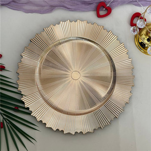 Modernos Platos de Presentación Reutilizables de 13 Pulgadas, Dorados y Plateados, de Plástico con Borde Irregular, para Decoración de Hogar, Bodas, Fiestas y Restaurantes - Product Image 1