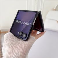 Étui de téléphone de luxe antichoc et anti-traces de doigts à chargement magnétique pour Z Flip 7/6/5/4/3 en cuir PU de Guangzhou
