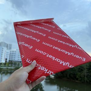 Sobres acolchados <span class=keywords><strong>de</strong></span> burbujas rojas con logotipo personalizado, sobres <span class=keywords><strong>de</strong></span> envío <span class=keywords><strong>de</strong></span> ropa, <span class=keywords><strong>bolsas</strong></span> <span class=keywords><strong>de</strong></span> correo <span class=keywords><strong>de</strong></span> entrega <span class=keywords><strong>de</strong></span> mensajería - Product Image 3