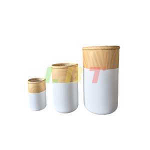 Pots à fleurs d'extérieur Libit, cylindriques, en fibre de verre, jardinières modernes, gris foncé, grain de bois, design personnalisé - Product Image 4