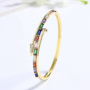 Bracciali di Gioielleria Raffinata Placcati in Oro 18K con Combinazione di Colori Personalizzabile a Prezzo di Fabbrica per Donne - Product Image 1