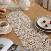 YINUAN Chemin de table ajouré tissé à la main en macramé à motif de treillis, décoration pour cuisine, buffet et console de style rustique