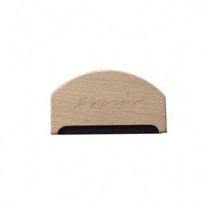 Peigne à cachemire manuel avec logo gravé au laser - Product Image 3