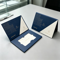 Porta Tarjetas de Regalo Magnético de Papel Reciclado Recubierto Personalizado y Carpeta para Tarjetas de Membresía VIP con Impresión UV y Cinta