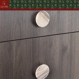 Poignée ronde en <span class=keywords><strong>marbre</strong></span> veiné diagonal épais GOLDKING pour tiroirs de meuble, sur mesure, OEM, ODM, directement de l'usine - Product Image 2