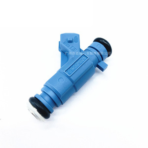 Inyector de Combustible F01R00M026 para Vehículos Wuling Hongguang, Tipo Plástico - Product Image 1