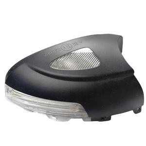 VW SHARAN pour <span class=keywords><strong>TIGUAN</strong></span> Skoda Yedi YETI14-17 Nouveau LED Floor Light Rétroviseur Clignotant Inverse Turn Lamp Shade pour Véhicules - Product Image 1