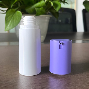 Botella de Loción al Vacío en Forma de U, Color Morado Esmerilado, 30 ml, Tipo Presión, Dispensador de Cosméticos de Viaje, Cuidado Corporal, Diseño Minimalista - Product Image 3