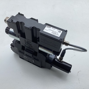 Vannes de commande hydrauliques proportionnelles directionnelles NG10 CETOP5 à commande pilote D31FCB32CC2NE70 pour machine d'injection - Product Image 2