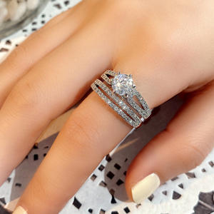 Set di Gioielli da Sposa Classico, Anello di Fidanzamento con Diamante Taglio Brillante Rotondo, Montatura a Griffe, Set di Gioielli Raffinati DJ018 - Product Image 6